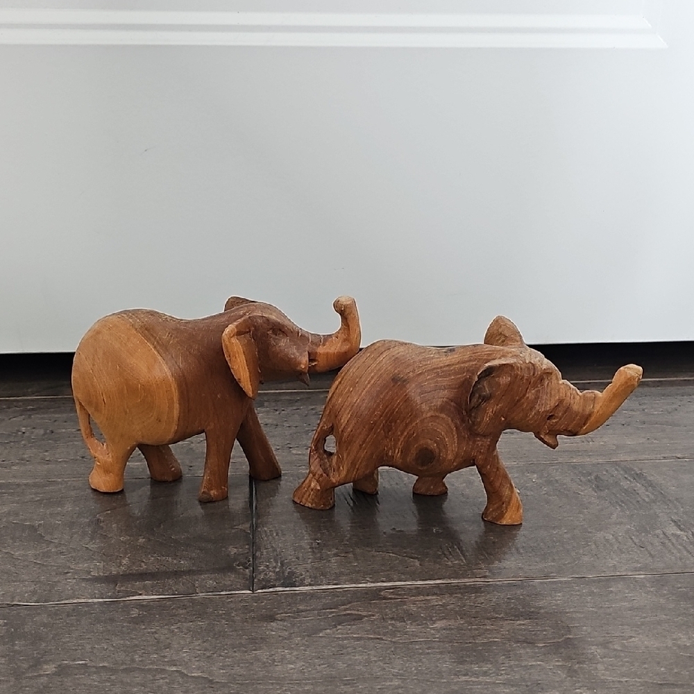 Hand-Carved Solid Wood Elephant Pair - Natural Brown Made In Kenya